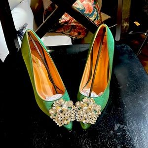 Vintage high heels with rhinestones shoe bouch.